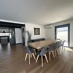 La Estienne - Spacieuse - Conviviale - 6 - Parking Prive 게스트하우스 3*