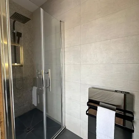 La Estienne - Spacieuse - Conviviale - 6 - Parking Prive 3*